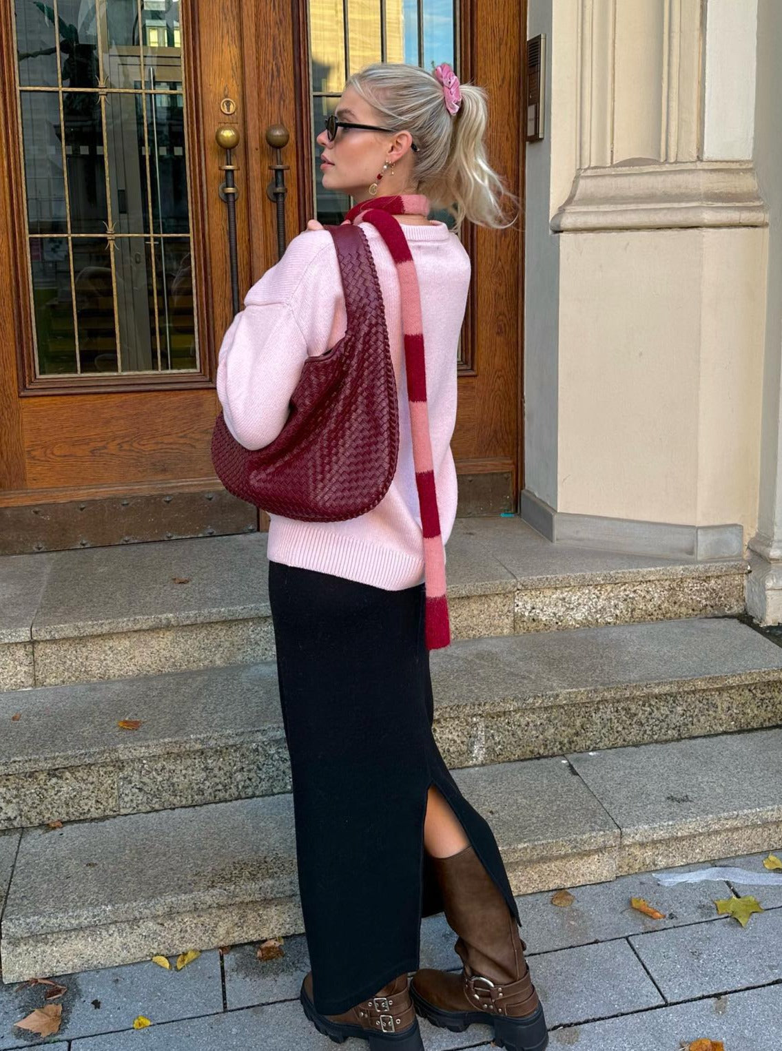 Borsa donna Betta con design elegante e struttura raffinata, ideale per outfit professionali e casual