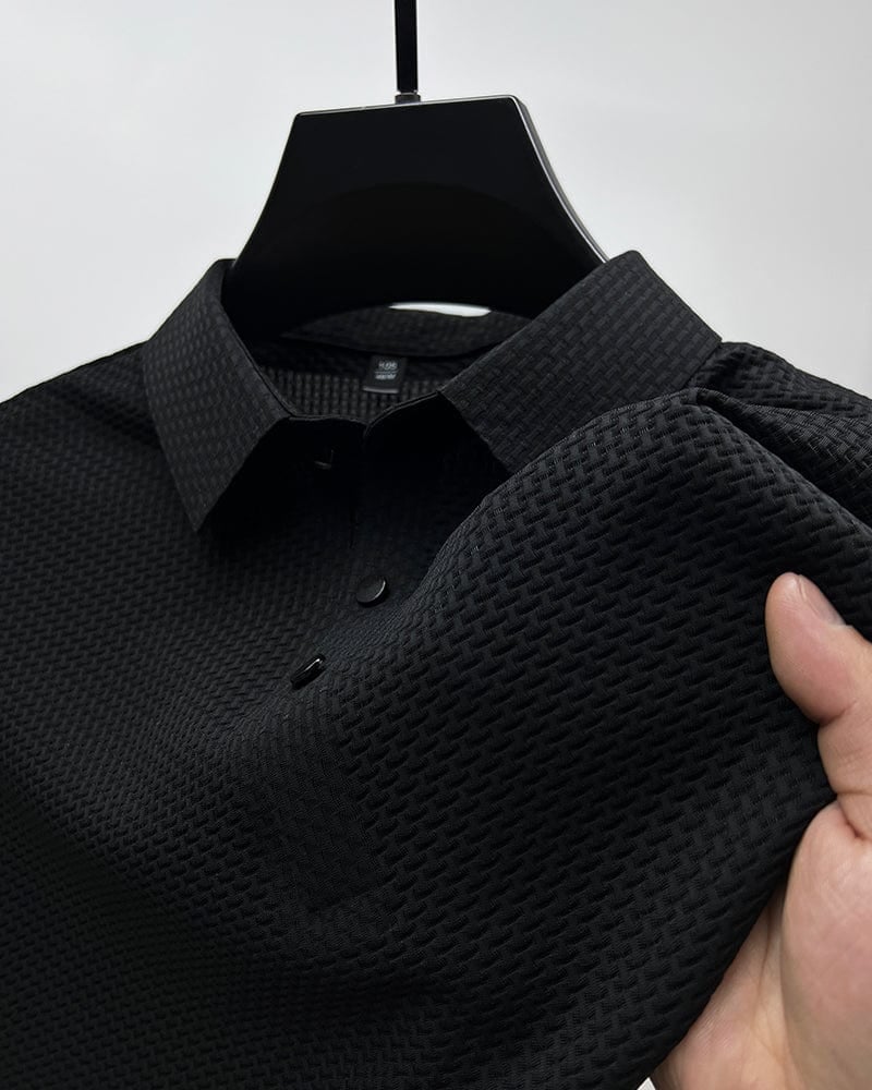 Uomo che indossa Everto, t-shirt leggera versatile