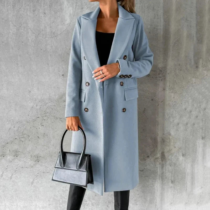 Cappotto donna Liera elegante lungo con bottoni a vista e linea fluida, ideale per look invernali raffinati