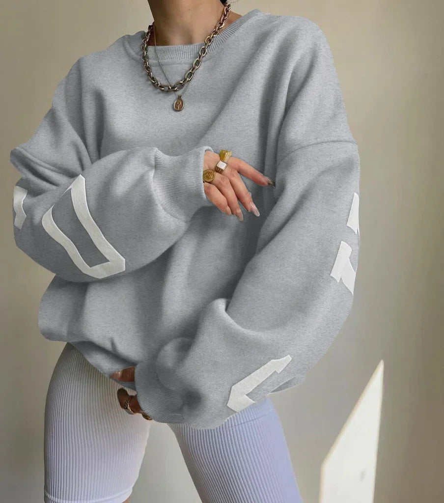 Jania Sweatshirt Chicago with bold urban graphics