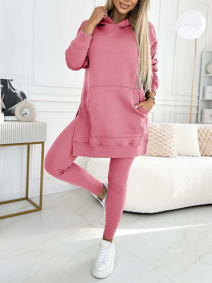 Completo donna Helina con leggings e felpa dal collo alto, silhouette elegante e versatile per outfit autunnali e invernali