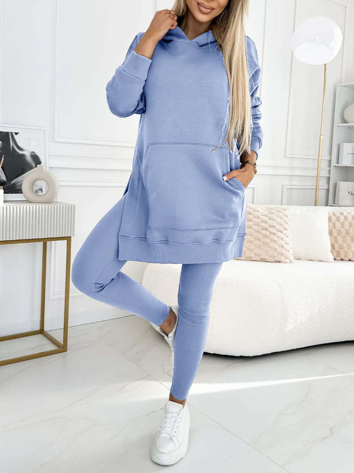 Completo donna Helina con leggings e felpa dal collo alto, silhouette elegante e versatile per outfit autunnali e invernali