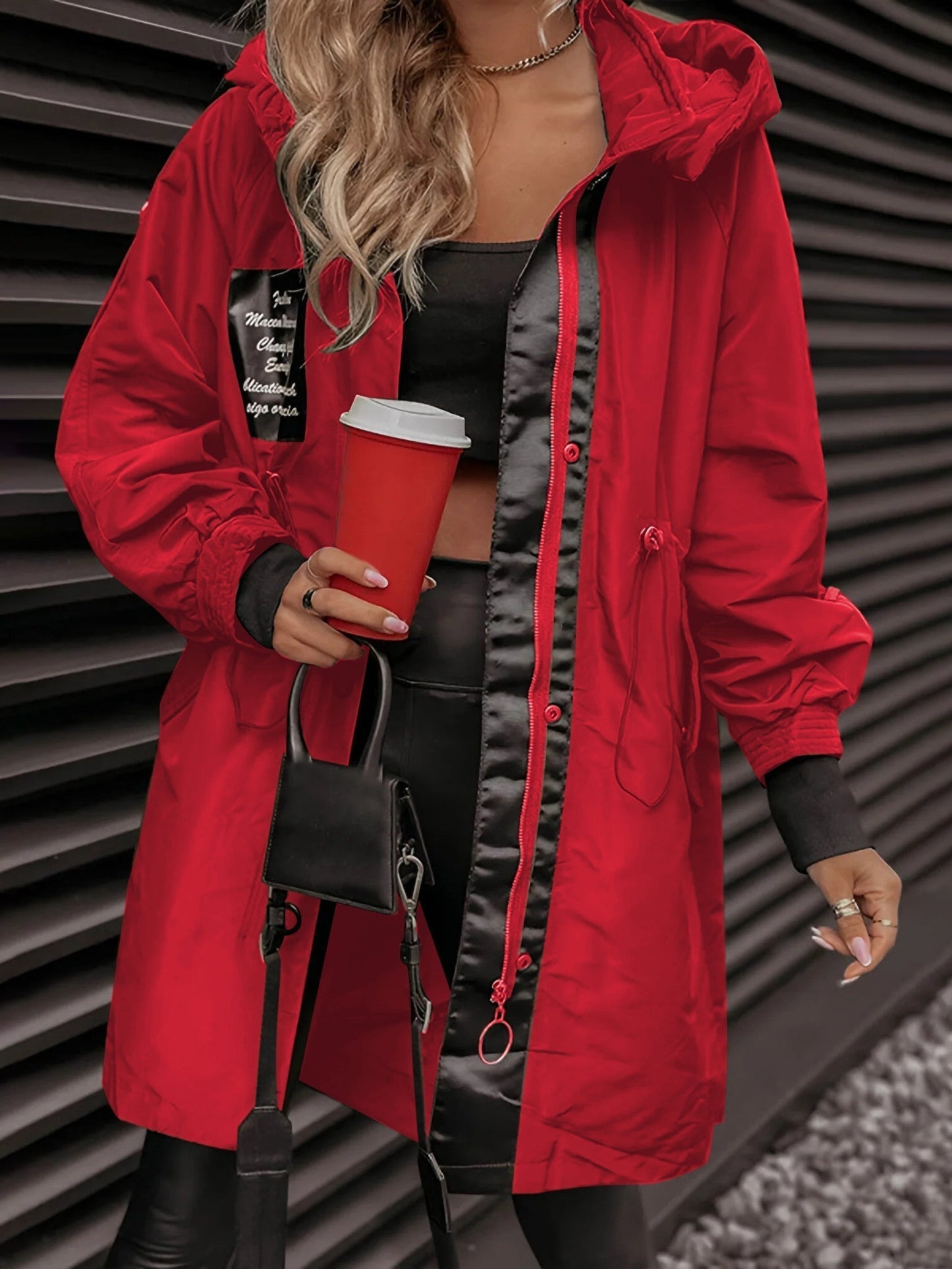 Giacca Evelina con cappuccio donna e maniche lunghe