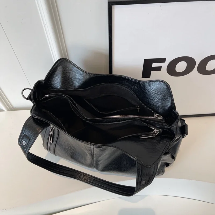 Chiara shoulder bag in subtle autumn tones