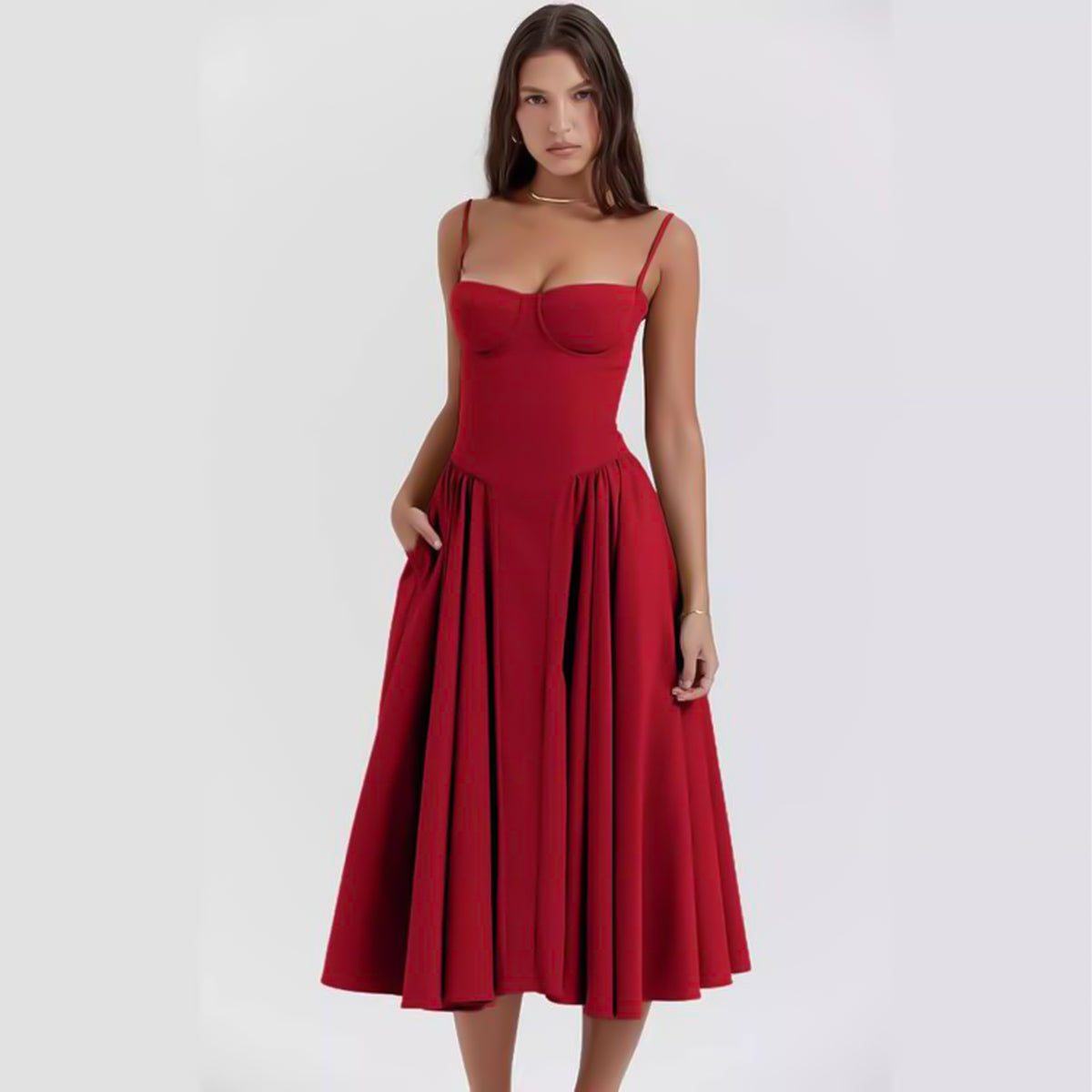 Abito midi donna Brisella strutturato con corpino aderente e lunghezza elegante, look raffinato e femminile