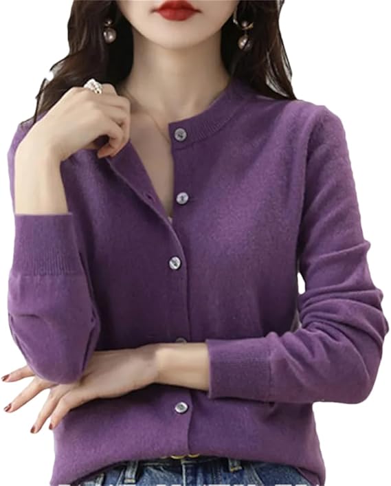 Maglione Alessandra con bottoni delicati