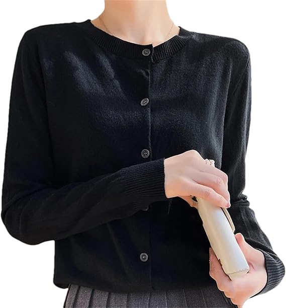 Maglione Alessandra con bottoni delicati