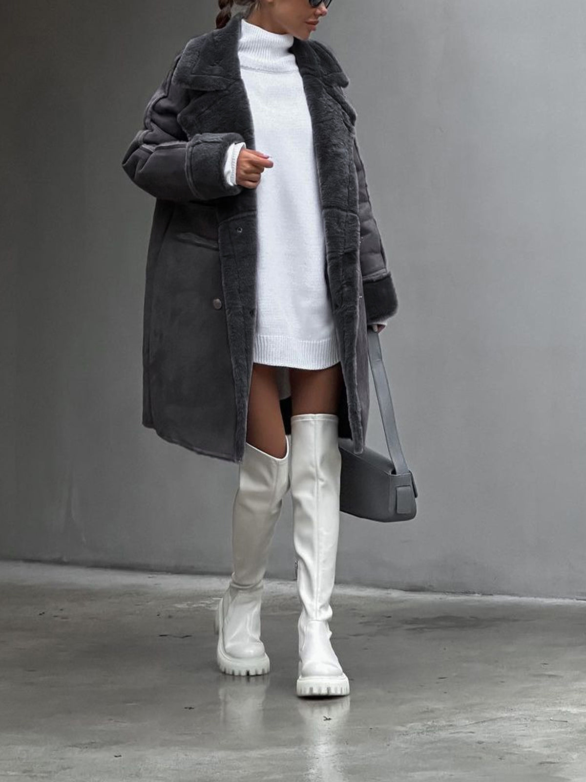 Donna che indossa Nerina, cappotto elegante invernale