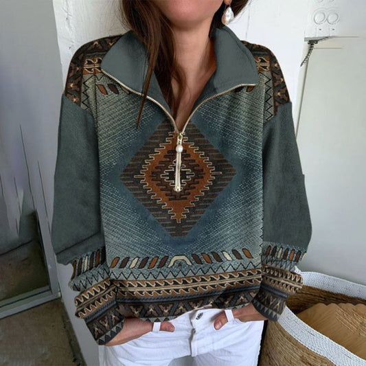 Maglione donna Bruna a collo rotondo, morbido e confortevole, perfetto per outfit invernali casual ed eleganti