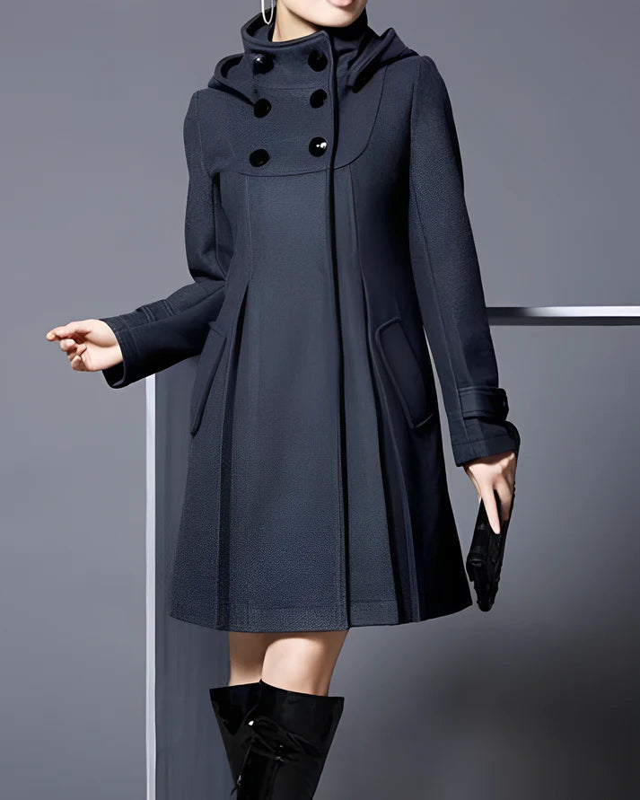 Cappotto elegante da donna con tasche laterali funzionali