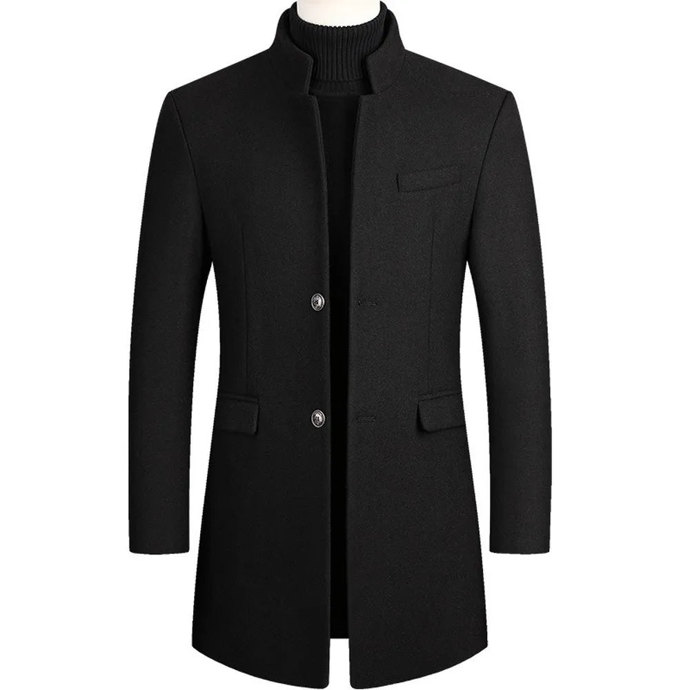 Cappotto uomo Fernando con taglio aderente e linea allungata