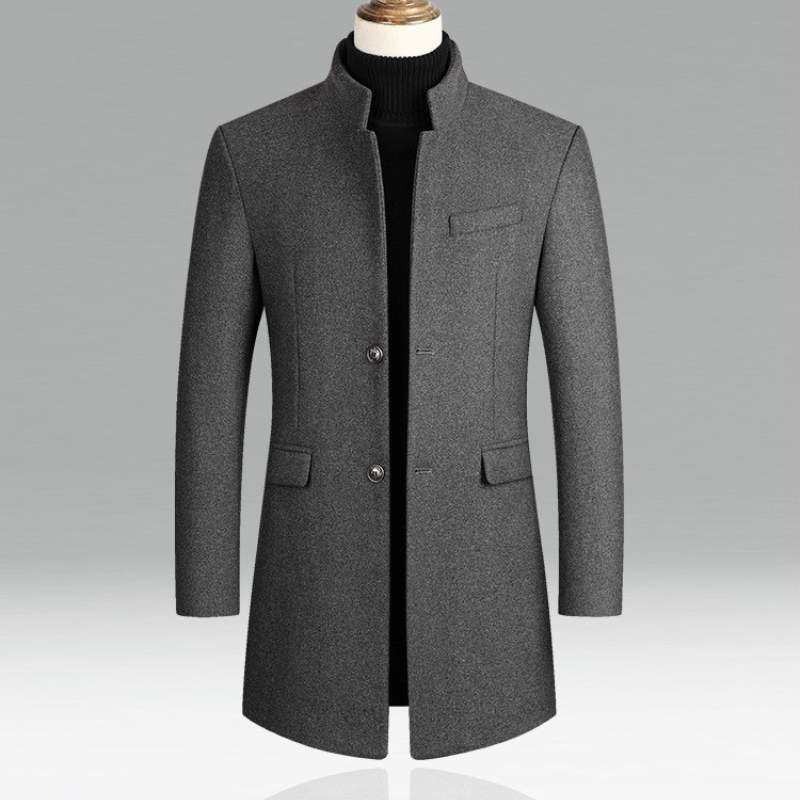 Cappotto uomo Fernando con taglio aderente e linea allungata