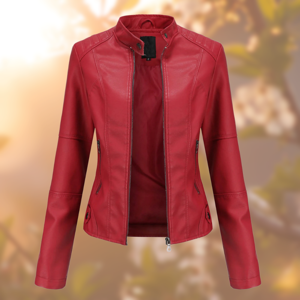 Giacca donna Carina stile biker con chiusura asimmetrica e dettagli metallici, look deciso e moderno