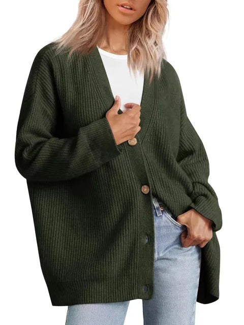 Cardigan donna Evelia elegante con collo morbido e linea fluida, ideale per look autunnali e invernali raffinati