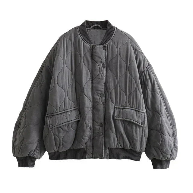 Giacca bomber oversize da donna Bianca con collo alto e chiusura a vista, look urbano e sofisticato per la stagione fredda