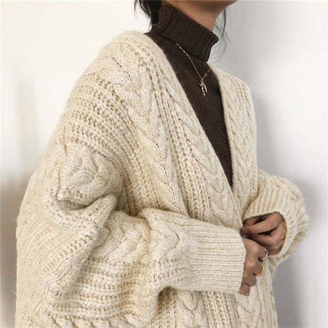 Cardigan lungo donna Camila con tasche laterali e vestibilità rilassata