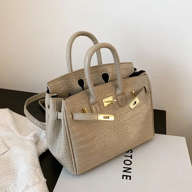 Borsa casual Allegra con silhouette morbida e capiente