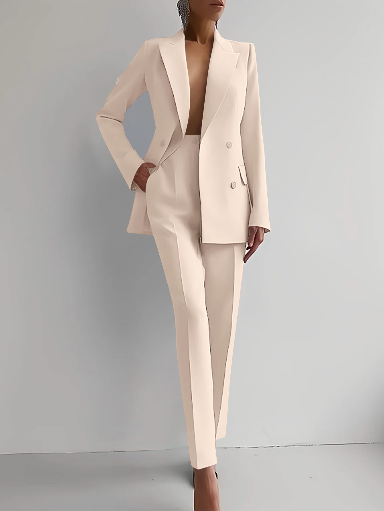 Completo elegante da donna a due pezzi