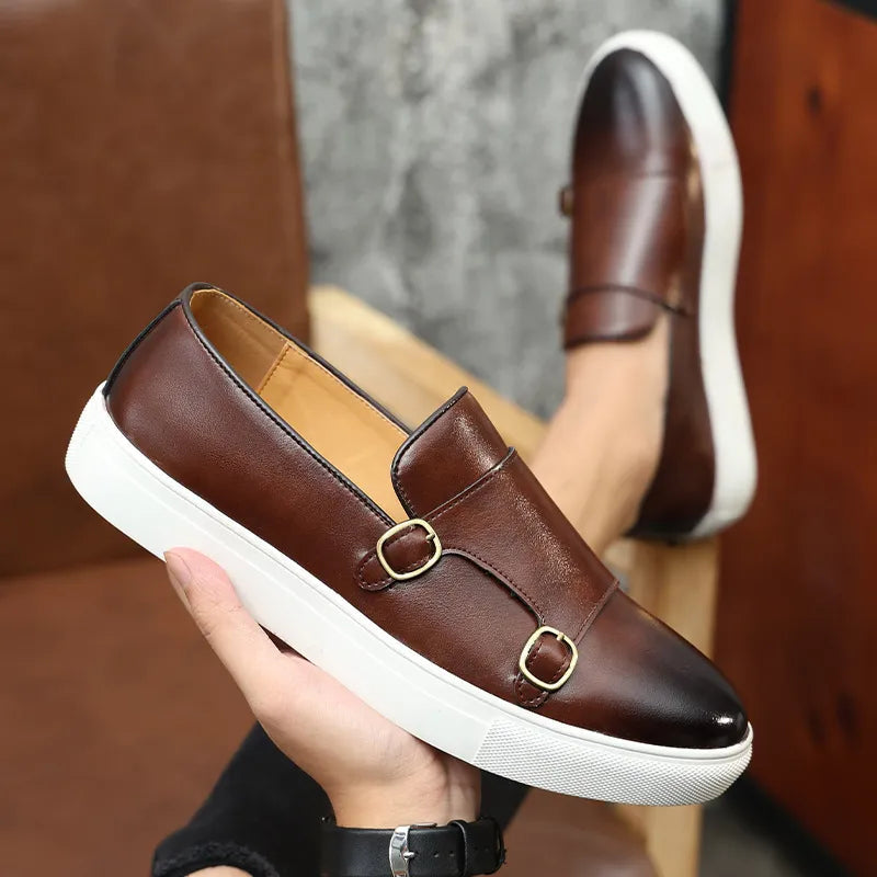 Scarpe uomo Agostino eleganti con linea moderna e finiture sobrie, look versatile e raffinato