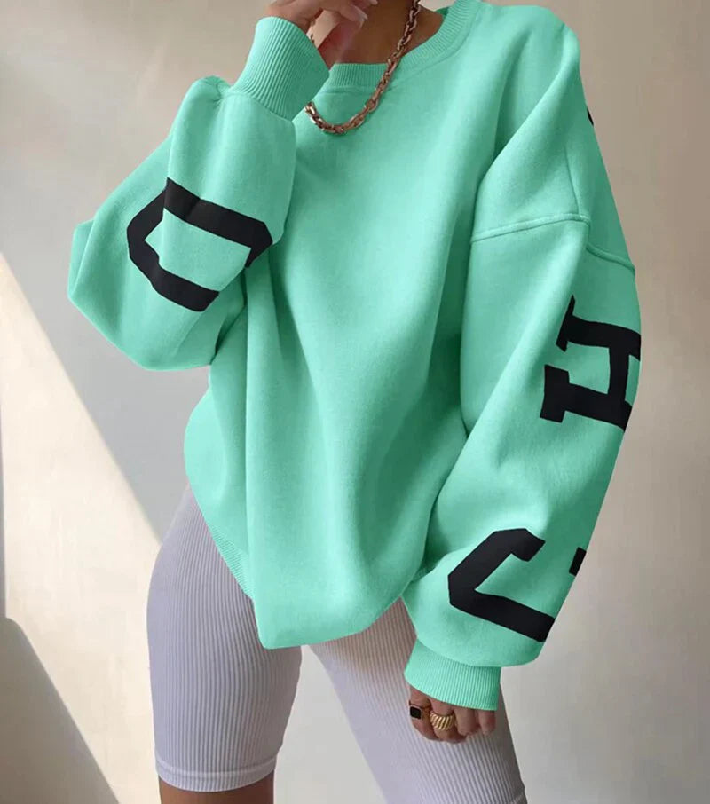 Jania Sweatshirt Chicago with bold urban graphics