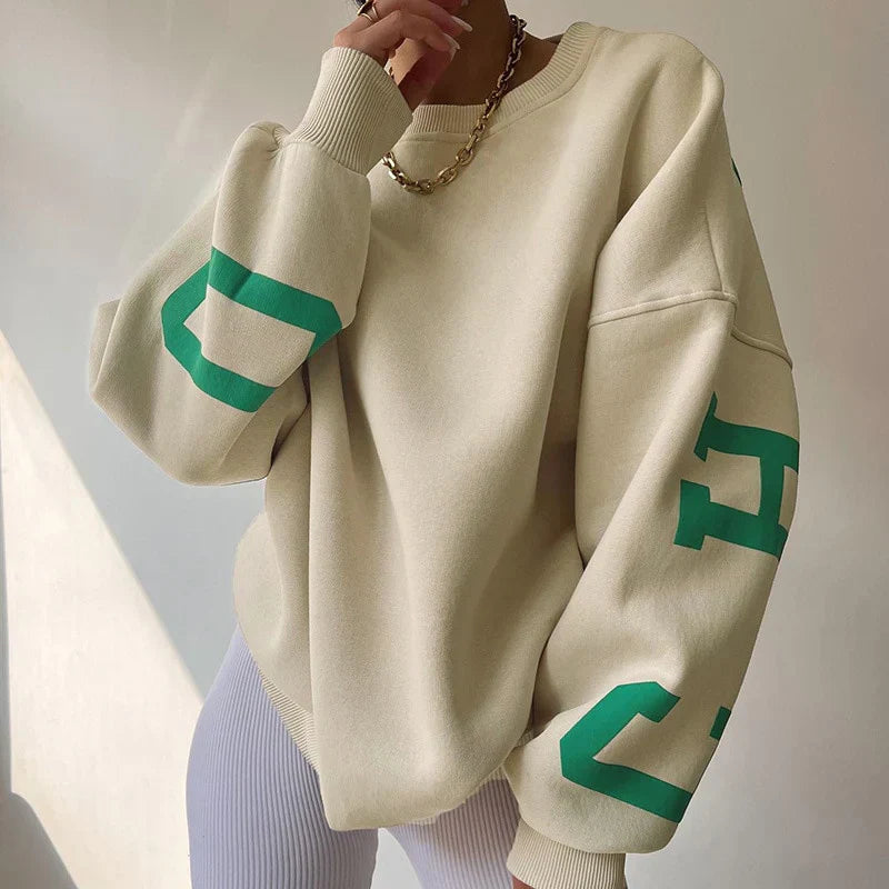 Jania Sweatshirt Chicago with bold urban graphics