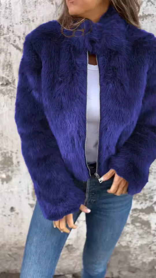 Caia | Giacca donna in ecopelle con collo alto