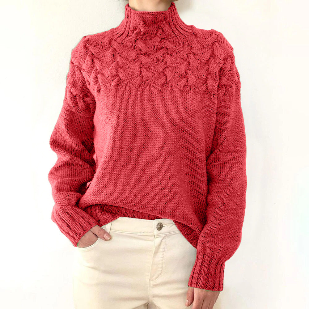 Maglione donna Noelia a collo alto con motivo lavorato e incrocio elegante, perfetto per look invernali moderni e raffinati
