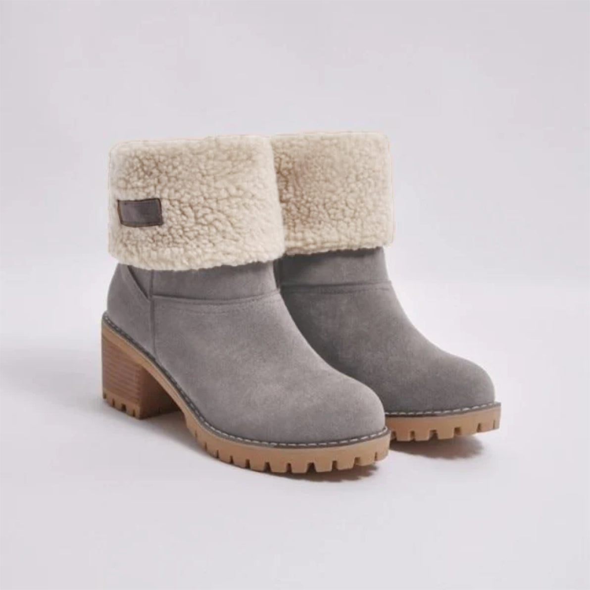 Stivaletti donna Alvara con fodera in pile, suola antiscivolo e design elegante, perfetti per look invernali chic e comodi