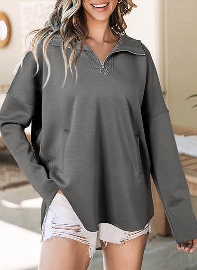 Felpa donna Isabetta con cappuccio e zip corta, vestibilità morbida e design pulito, ideale per look casual autunno-inverno