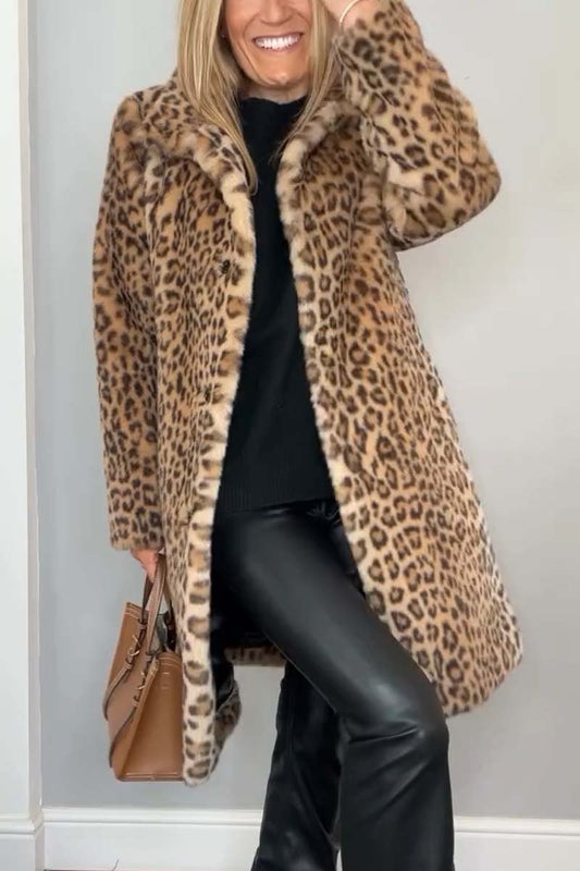 Cappotto donna Agnella lungo con stampa leopardata e colletto a contrasto, look elegante e grintoso