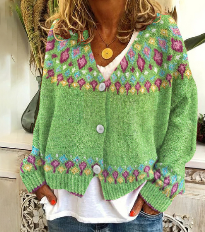 Maglione corto donna Mariella con bottoni frontali e taglio moderno, ideale per look casual e autunnali