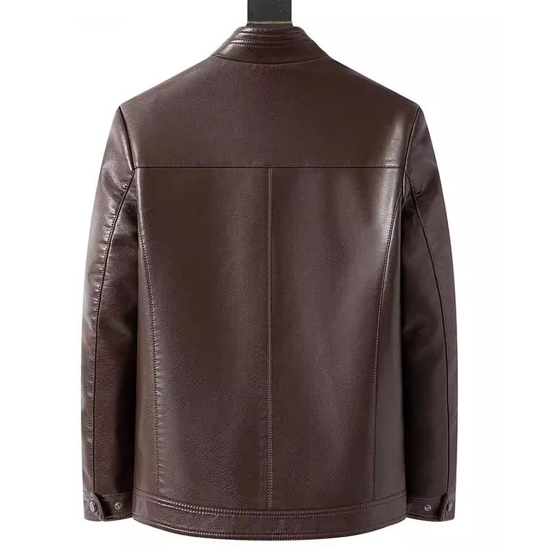 Giacca uomo Edoardo in ecopelle con colletto classico e linee pulite, perfetta per look casual ed eleganti