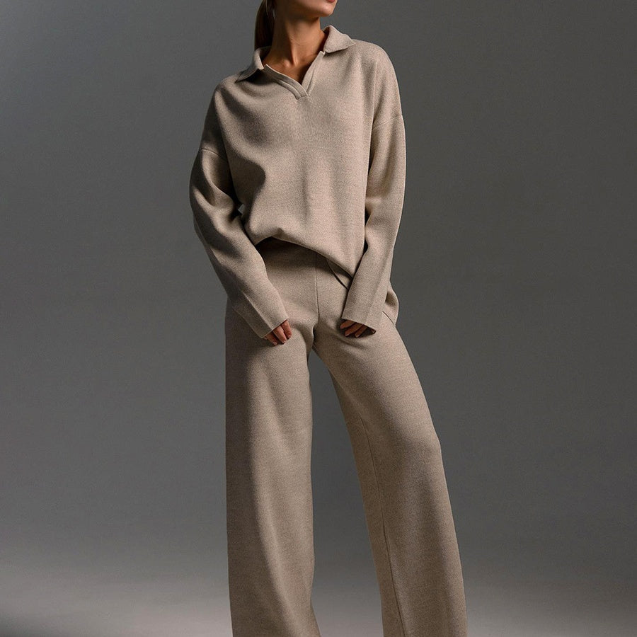 Completo 2 pezzi Avril con top a scollo a V e pantaloni a gamba larga, elegante e rilassato